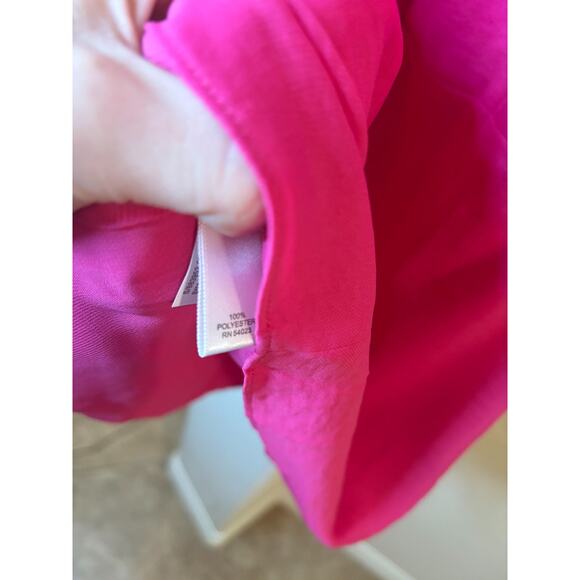 Banana Republic Vintage Hot Pink V-Neck Sleeveless Blouse Size 2 NEW - Picture 4 of 4
